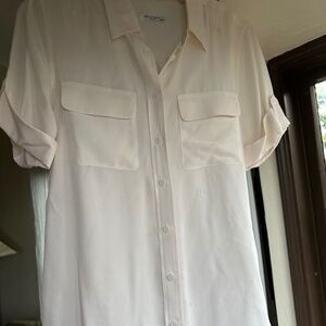 EQUIPMENT SLIM SIGNATURE SHORT SLEEVED SILK SHIRT NATURE WHITE